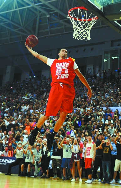 他在赛场上 他在赛场上